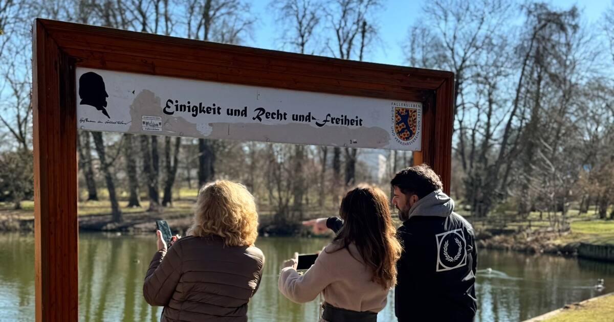 Mit spannenden Geschichten durch drei Wolfsburger Stadtteile